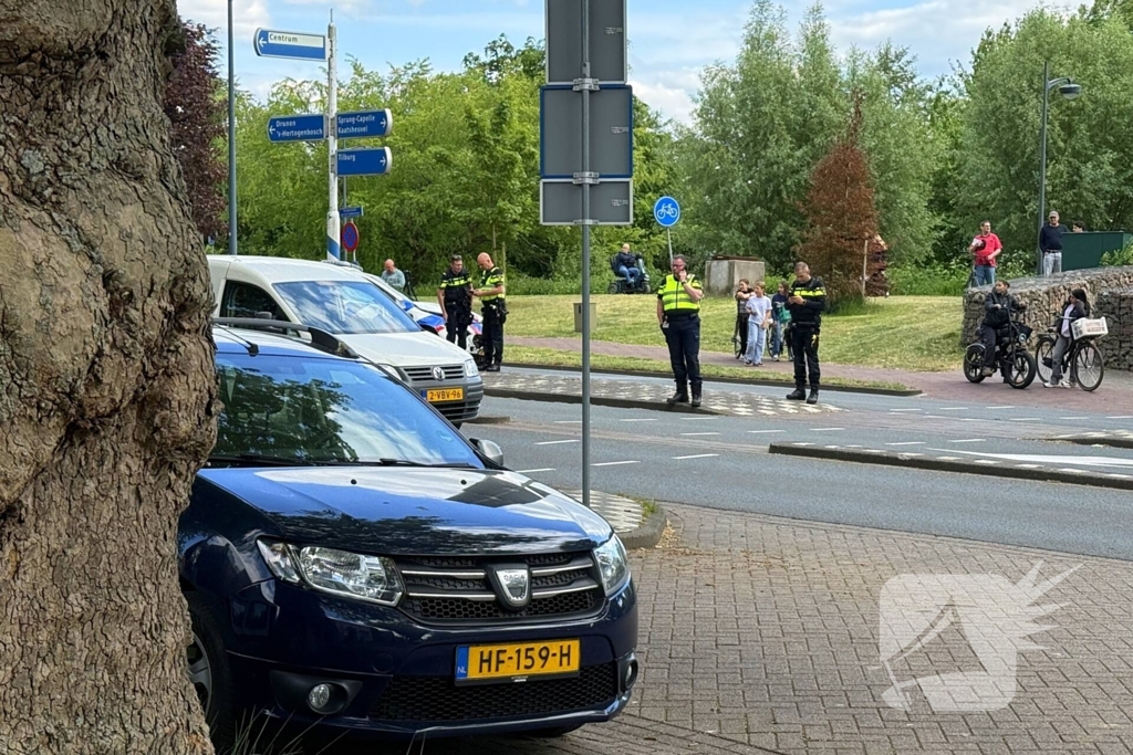 Politie voertuig betrokken bij ongeval met personenauto