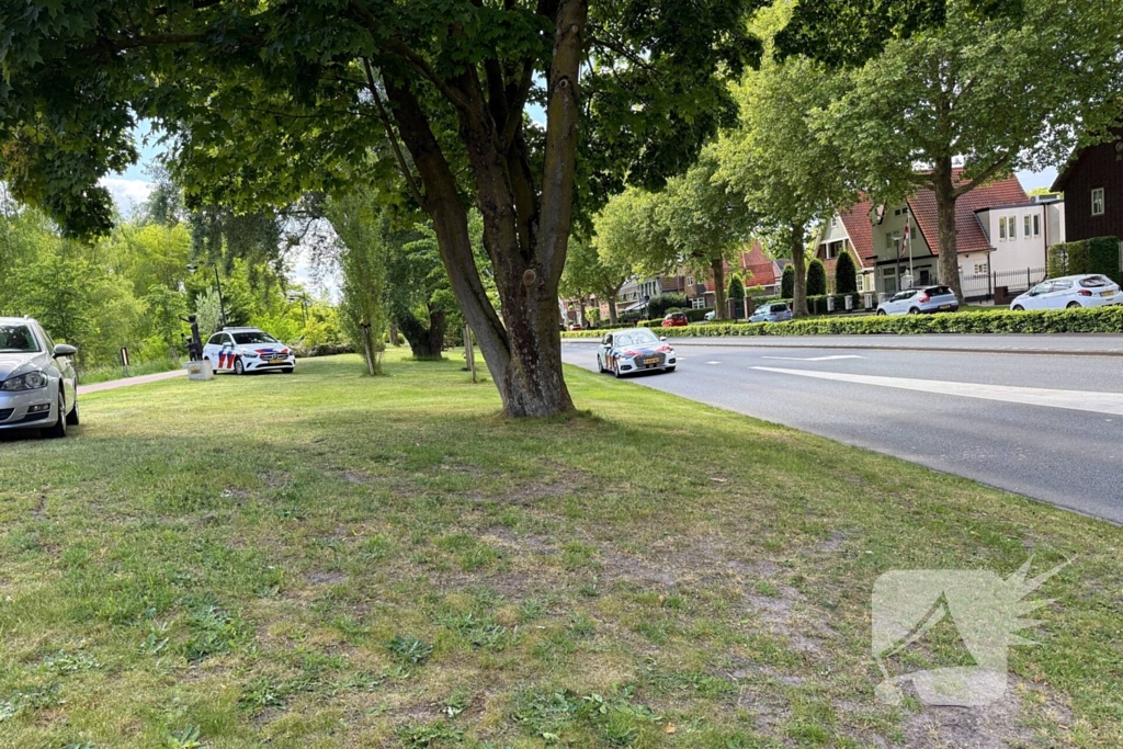 Politie voertuig betrokken bij ongeval met personenauto