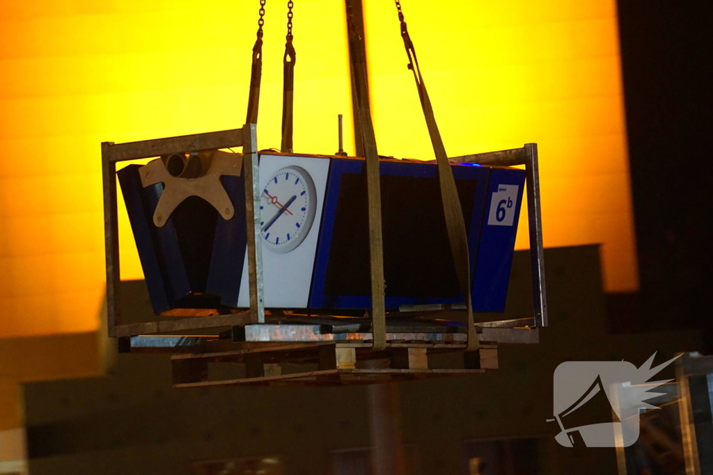 Nieuwbouw treinstation in volle gang