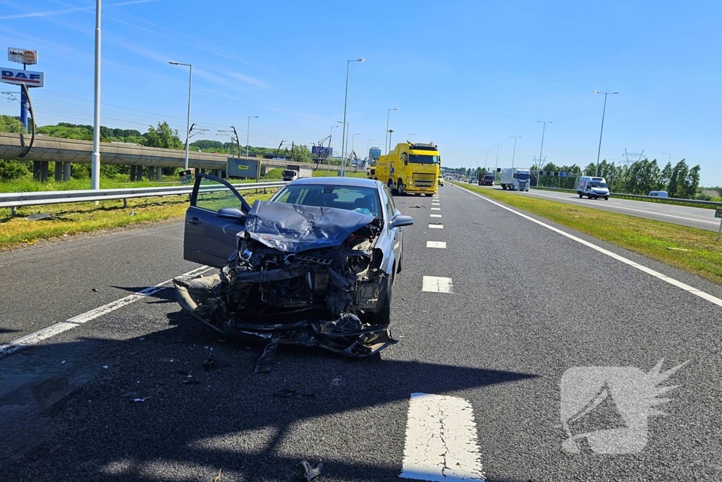 Grote bergingsactie op snelweg