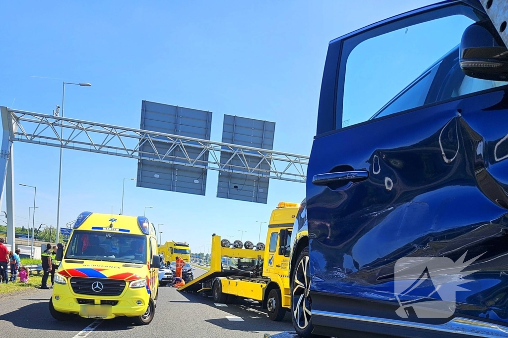 Grote bergingsactie op snelweg
