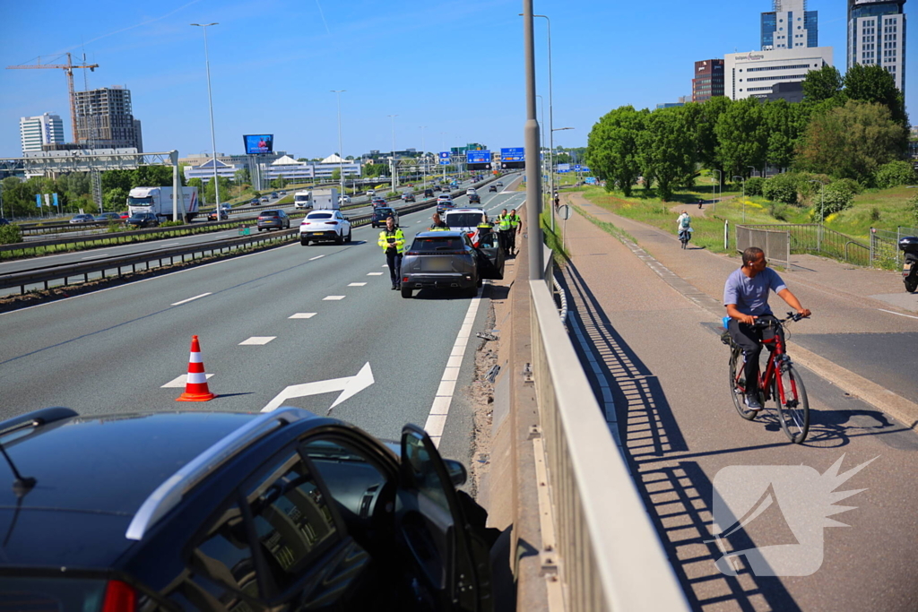 Ongeval tussen twee auto's leidt tot gewonde