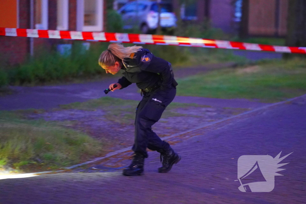 Politiehelikopter ingezet na mogelijke mishandeling: meerdere straten afgezet door politie