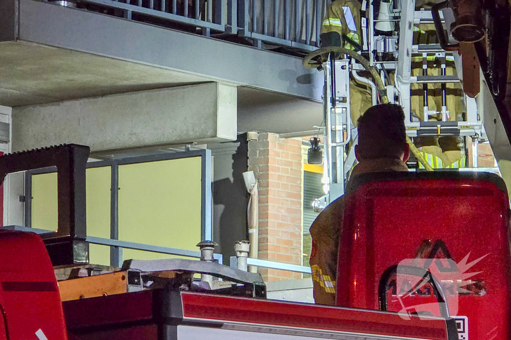 Brand op balkon op eerste verdieping