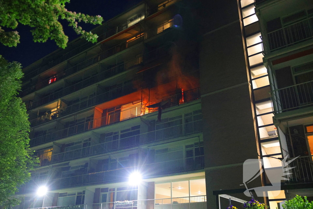 Grote brand verwoest woning