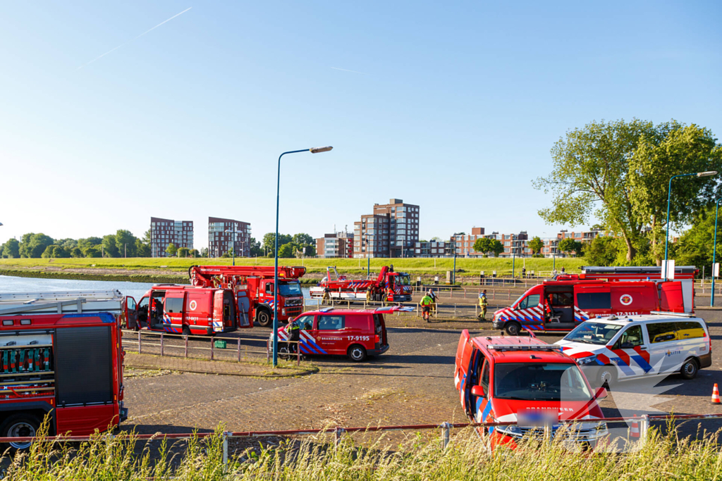 Hulpdiensten zoeken naar visser