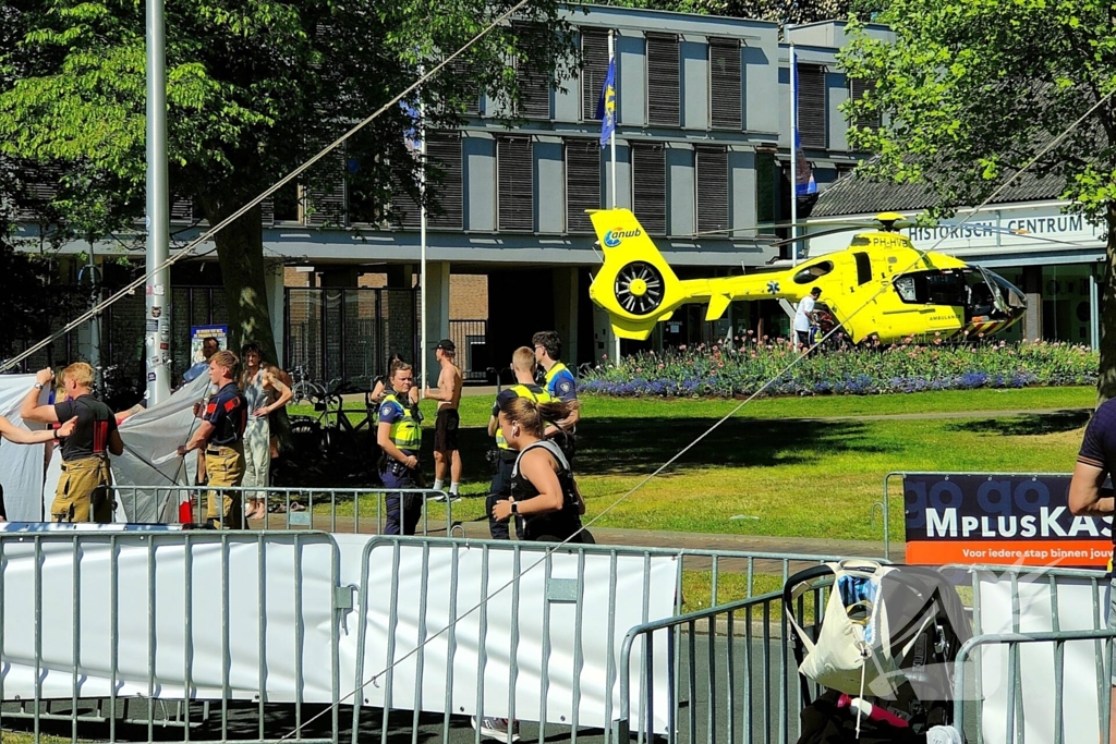 Deelnemer zakt net voor finish in elkaar