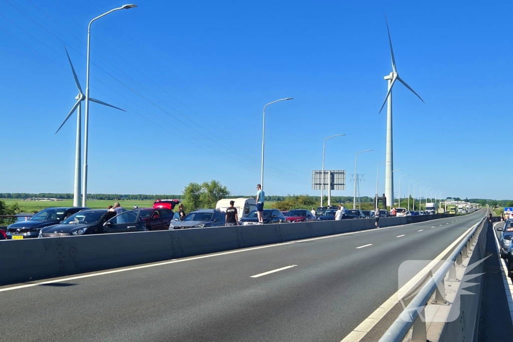 Storing Haringvlietbrug, zorgt voor flinke file