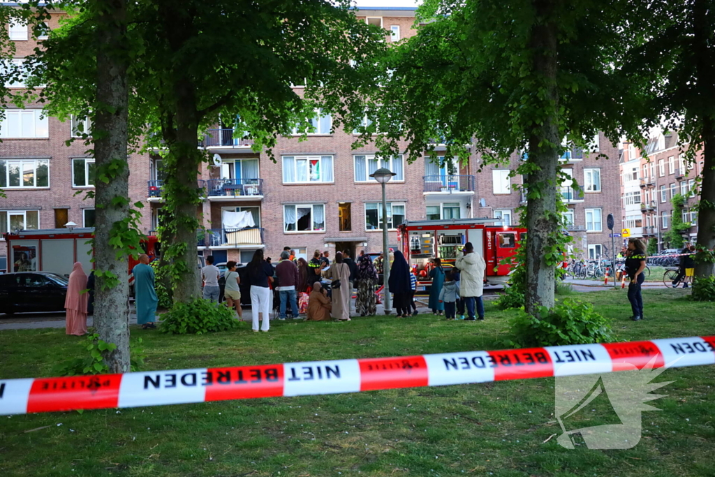 Evacuatie na brand in portiekwoning