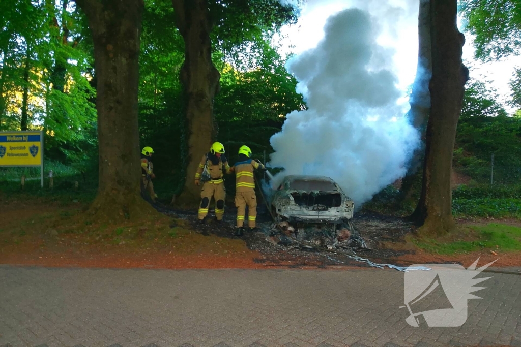 Onderzoek naar oorzaak van autobrand