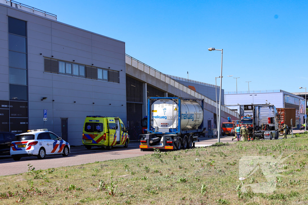 Zelf blussen leidt tot lichte verwondingen