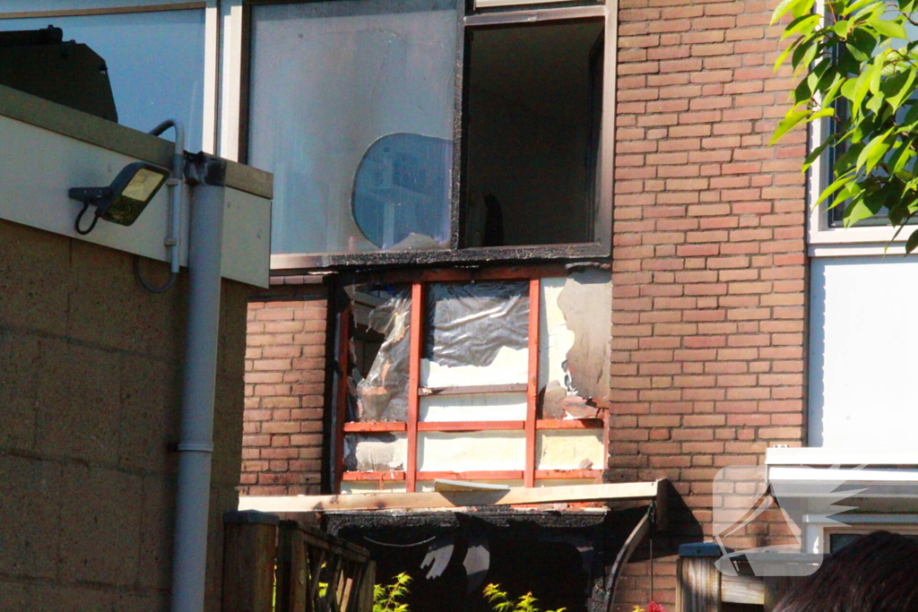 Veel rookontwikkeling bij woningbrand