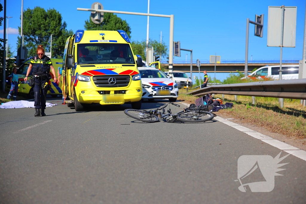 Fietser geschept en overleden