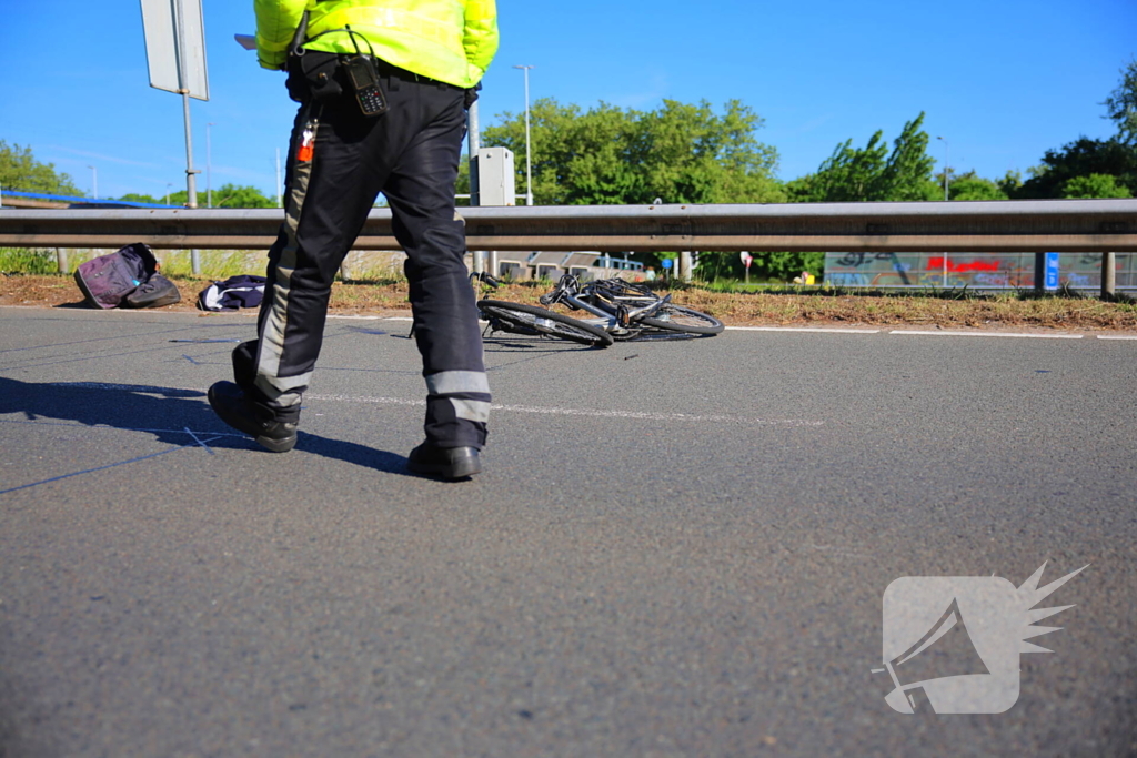 Fietser geschept en overleden