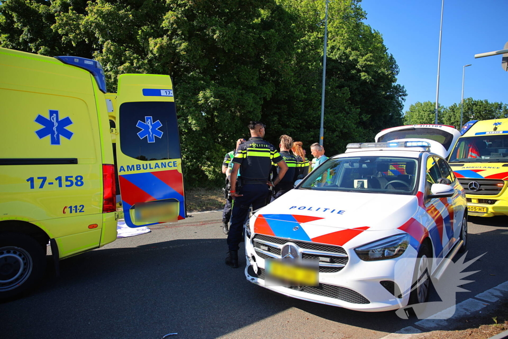 Fietser geschept en overleden
