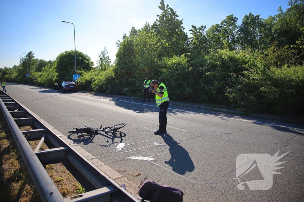 Fietser geschept en overleden