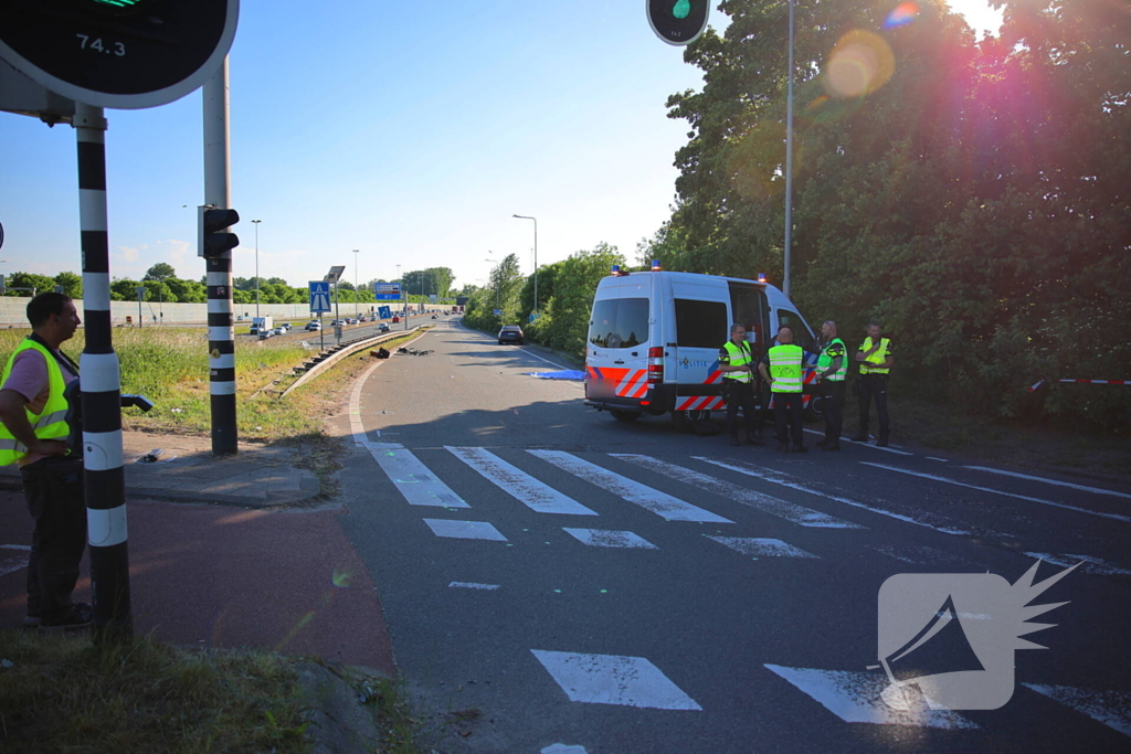 Fietser geschept en overleden
