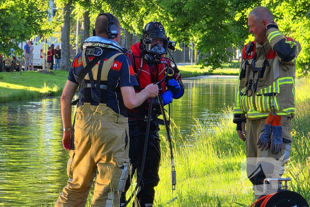 Duikteam ingezet voor step aan de waterkant
