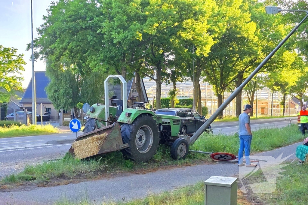 Ongeval met tractor en personenauto
