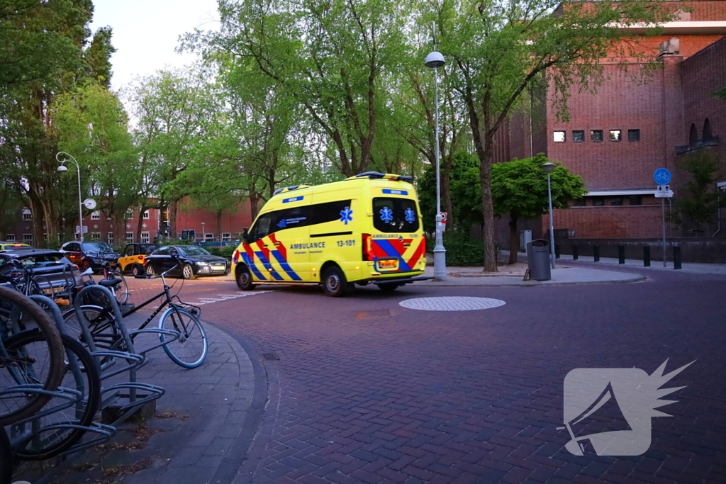 Hulpdiensten ingezet voor steekpartij