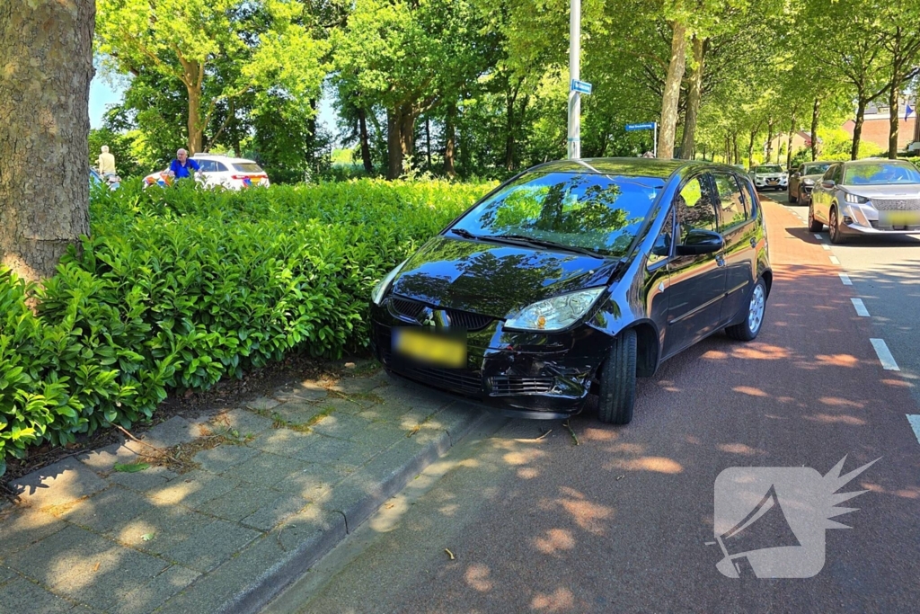 Aanrijding tussen voertuigen resulteert in medische controle