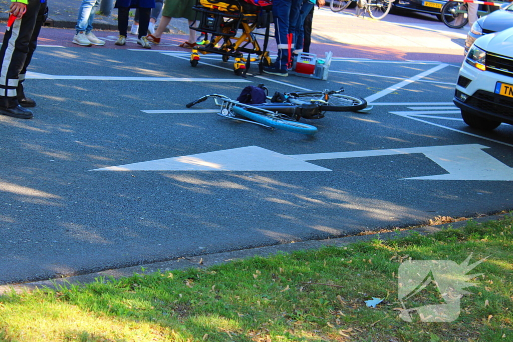 Spoedtransport naar ziekenhuis na aanrijding
