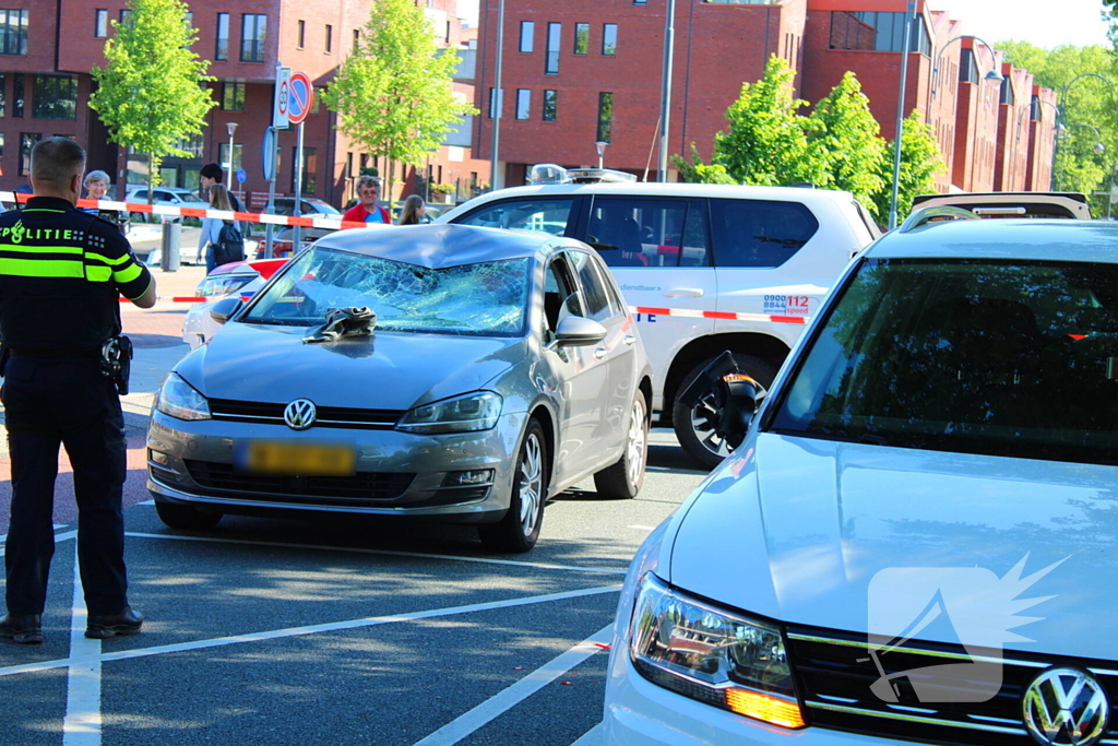 Spoedtransport naar ziekenhuis na aanrijding