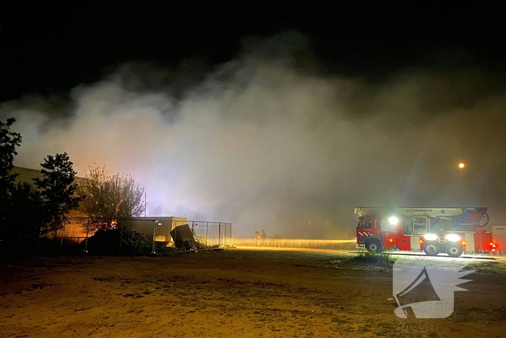 Brand in tijdelijke units zorgt voor rookoverlast