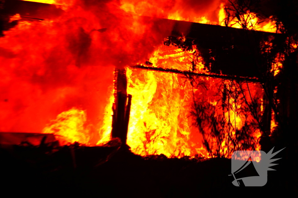Brand in tijdelijke units zorgt voor rookoverlast