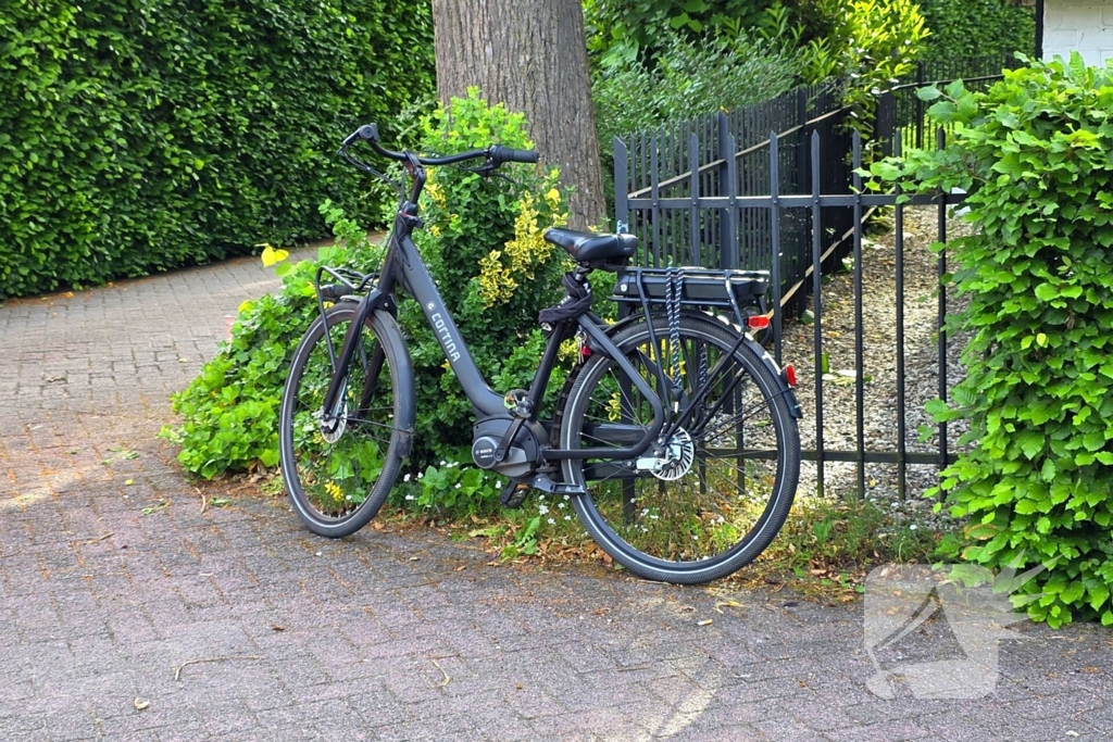 Ongeval tussen auto en fiets leidt tot ziekenhuisopname