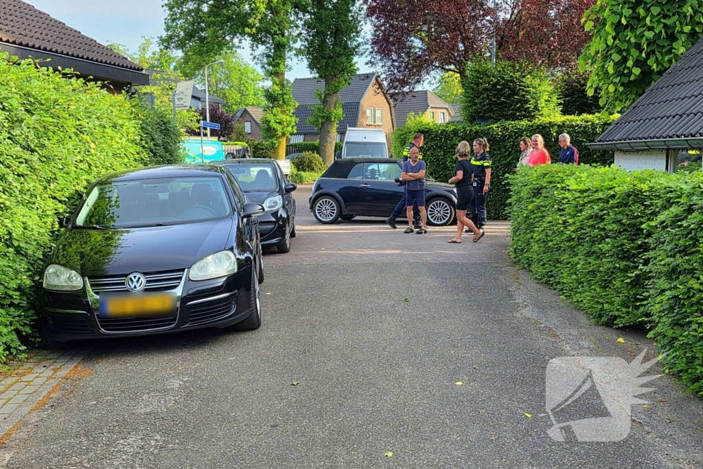 Ongeval tussen auto en fiets leidt tot ziekenhuisopname