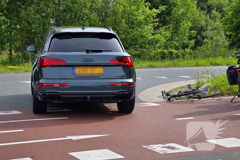 Ongeval tussen auto en fietser zorgt voor medische hulp