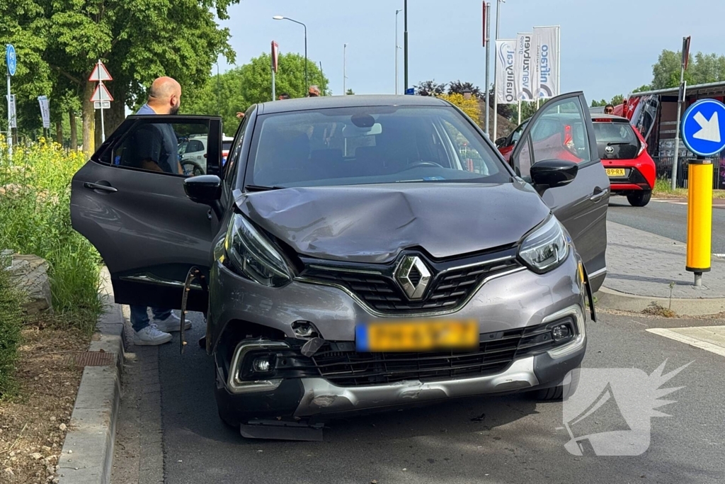 Bromfietser gewond bij aanrijding