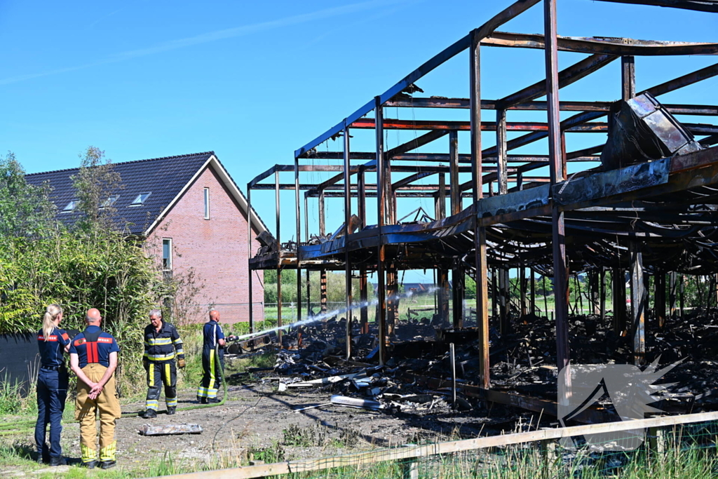 School verliest lokalen en inventaris door vuur
