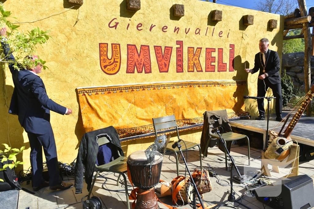 Nieuw gierenvallei geopend tijdens jubileum