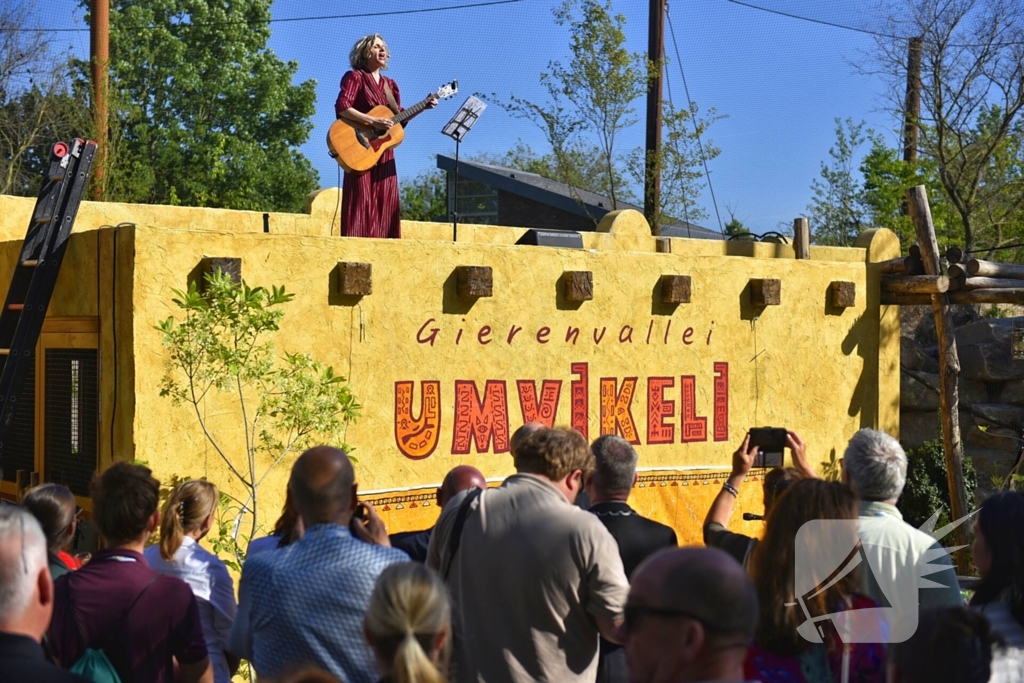 Nieuw gierenvallei geopend tijdens jubileum