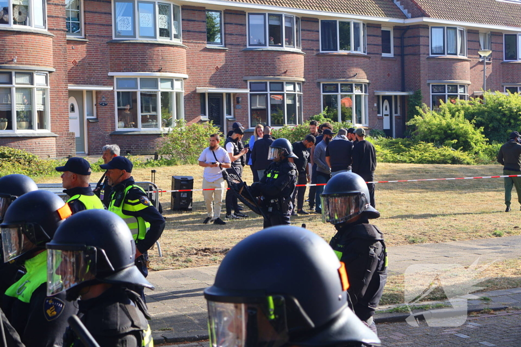 Demonstratie loopt uit de hand, politie grijpt in