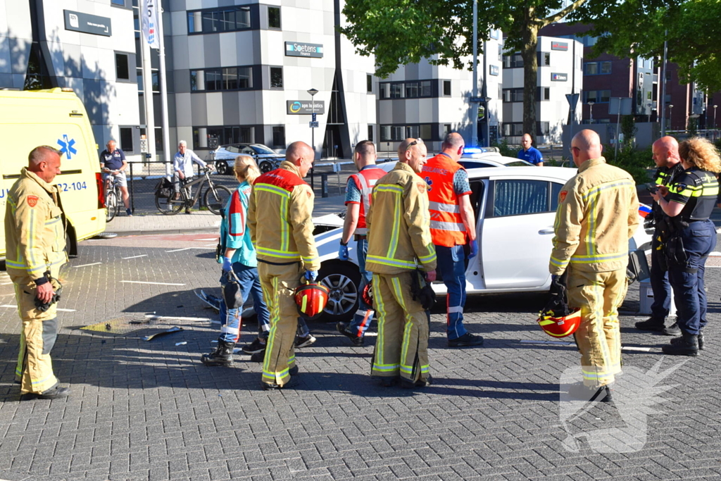 Forse schade bij aanrijding op kruising