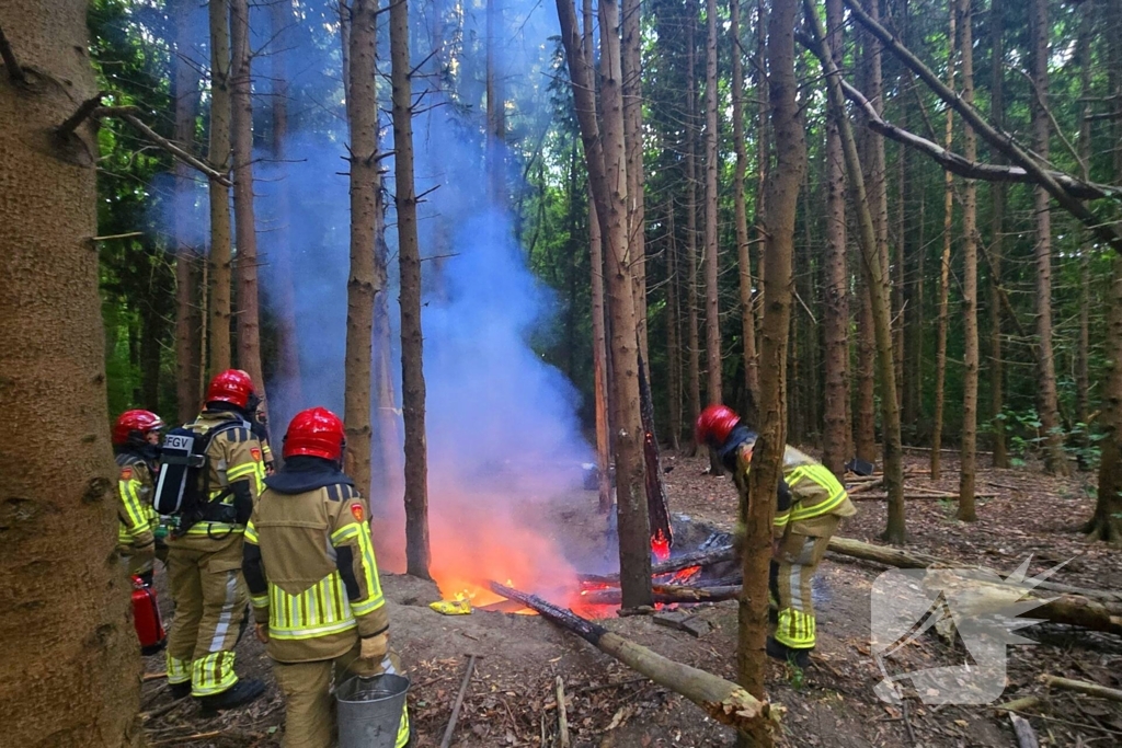 Brandweer ingezet voor bosbrand