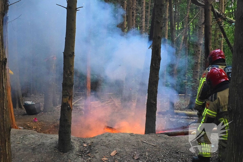 Brandweer ingezet voor bosbrand