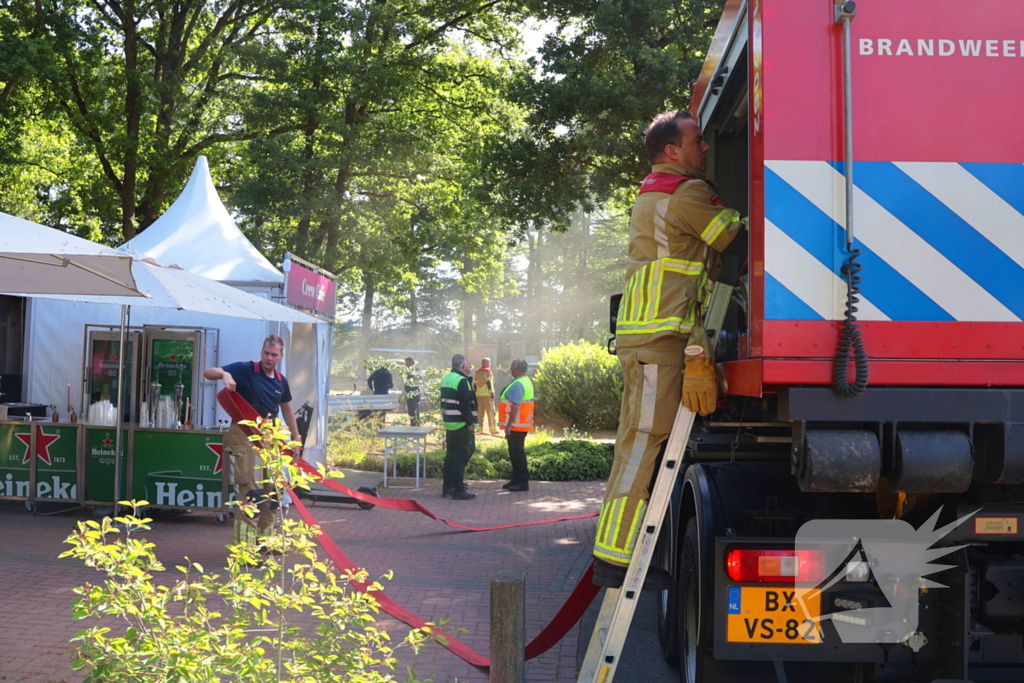 Golfkarren in brand tijdens evenement