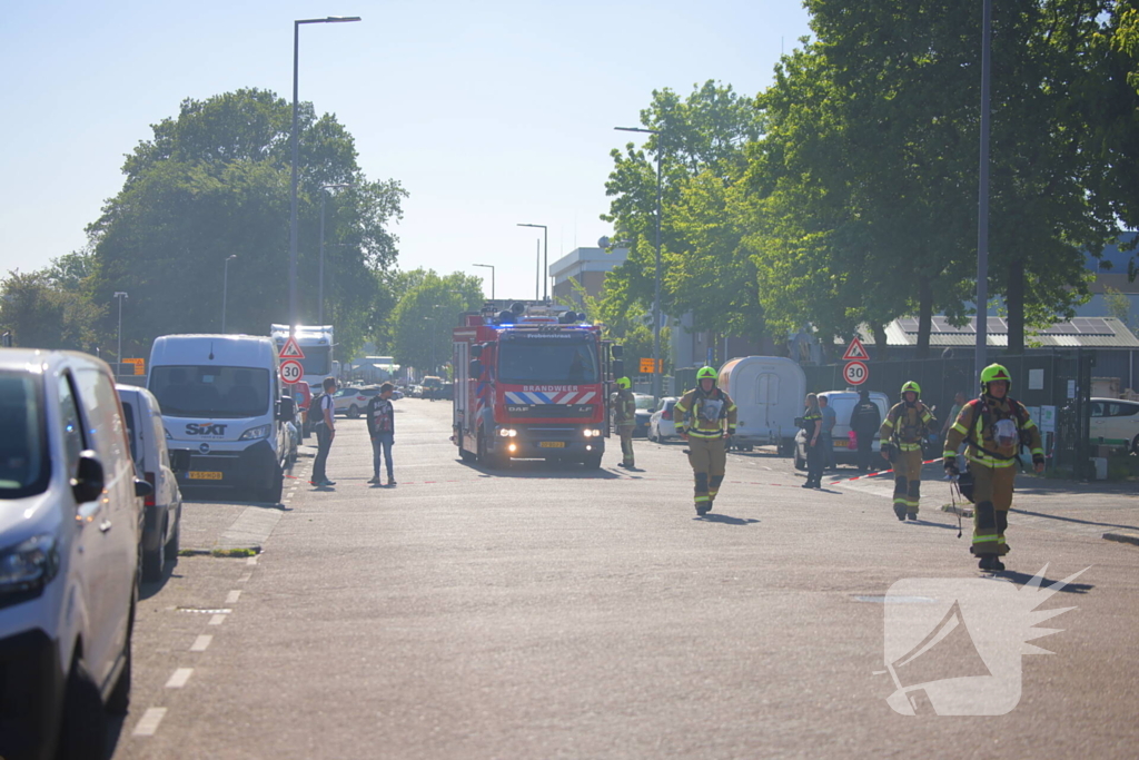 Zeer grote brand in gebouw van politieacademie hulpdiensten schalen op