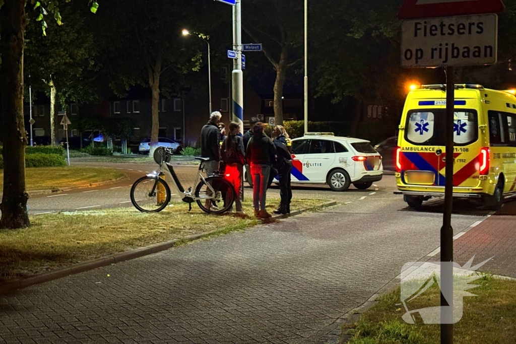 Gewonde nadat auto op fietser botst