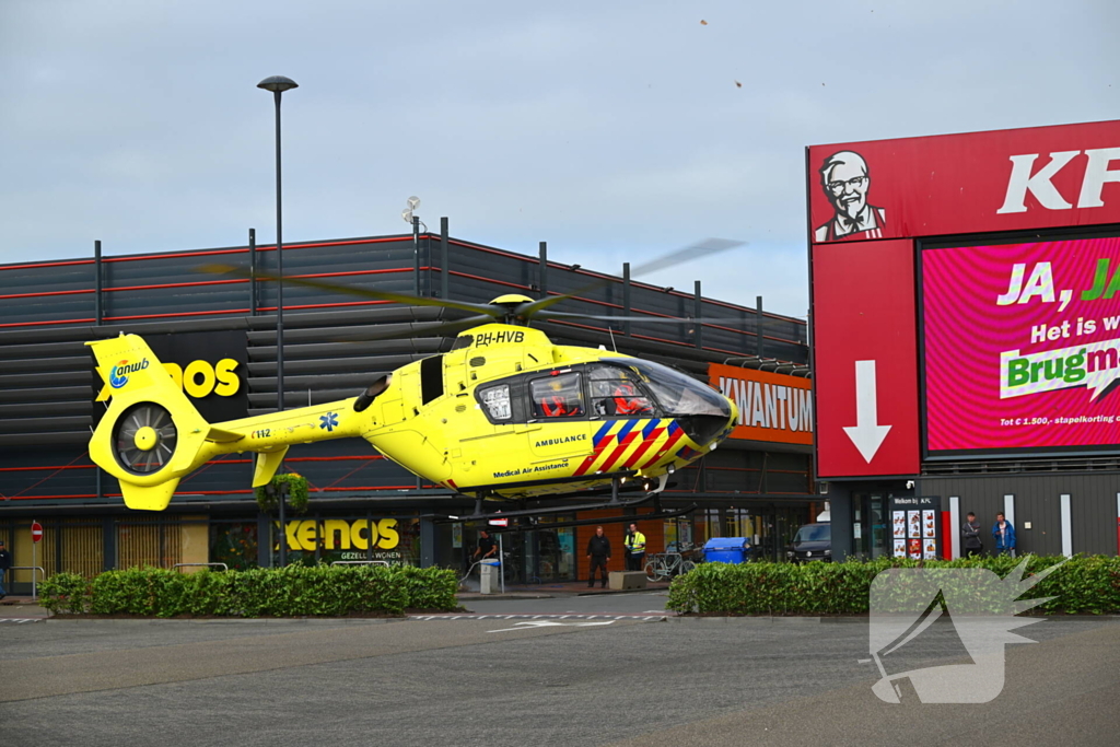 Traumahelikopter landt na ongeval