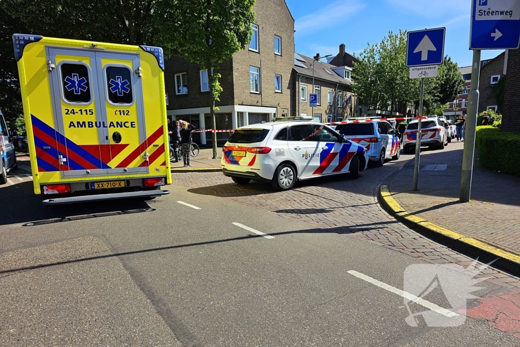 Aanhouding en gewonde bij mogelijke steekincident