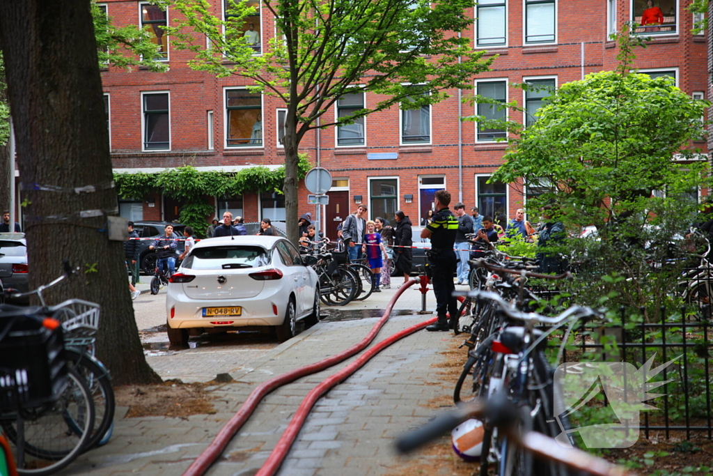 Flinke brand op dakterras, brand in de kiem gesmoord