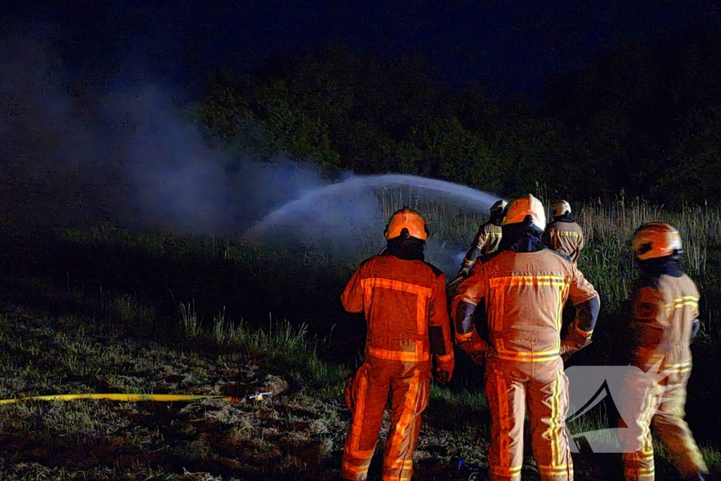 Bermbrand snel geblust door brandweer