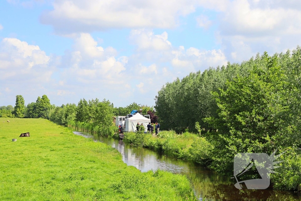 Overleden persoon aangetroffen in water