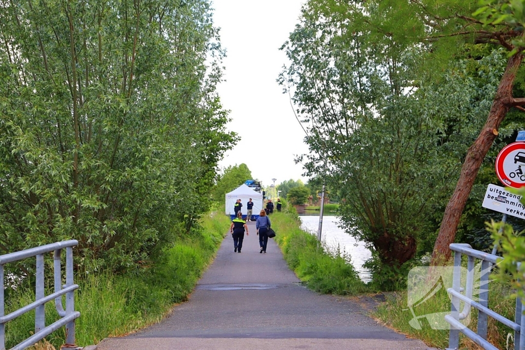 Overleden persoon aangetroffen in water