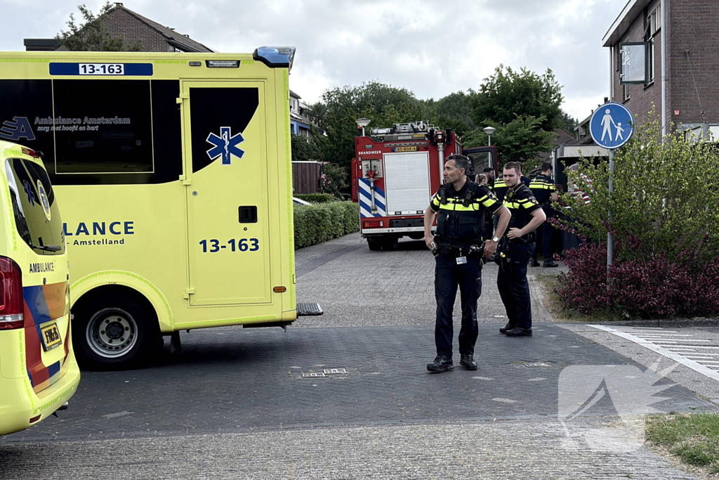 Traumateam assisteert bij medische noodsituatie in woning